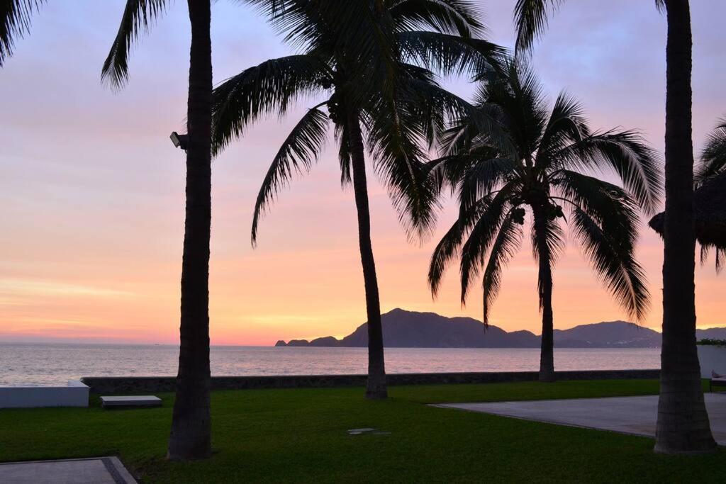 Condo De Lujo Frente Al Mar En Manzanillo Bagian luar foto